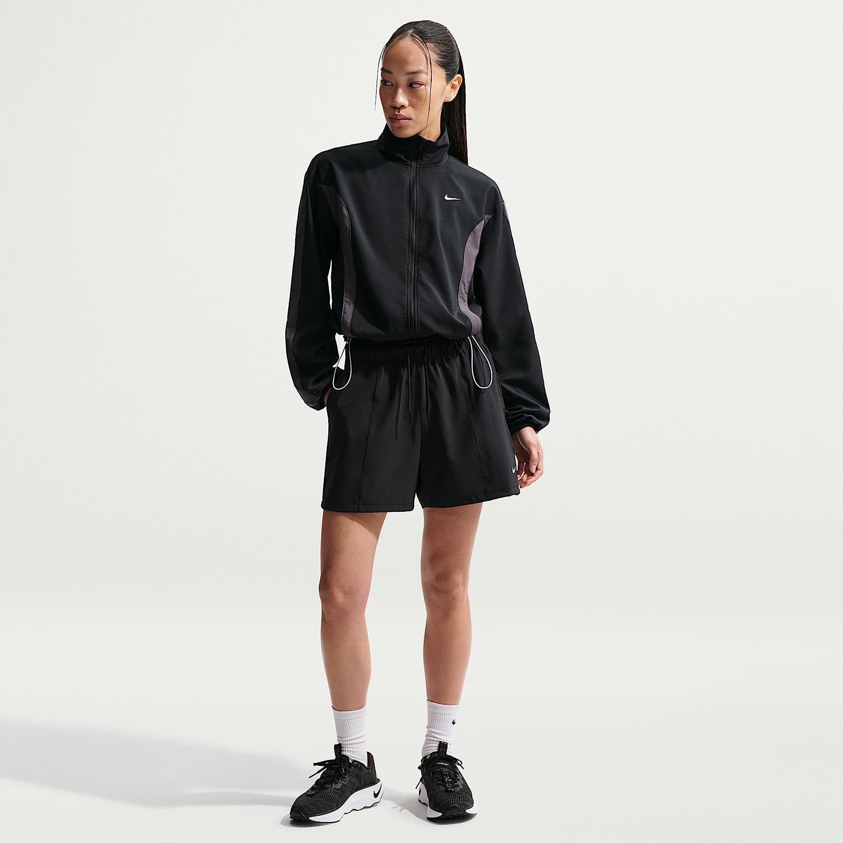 【新品未使用】 ナイキ ウーブン バスケットボール　ジャケット ショートパンツ NIKE公式】Nike ワン ウィメンズ ウーブン ショートパンツ.オンライン
